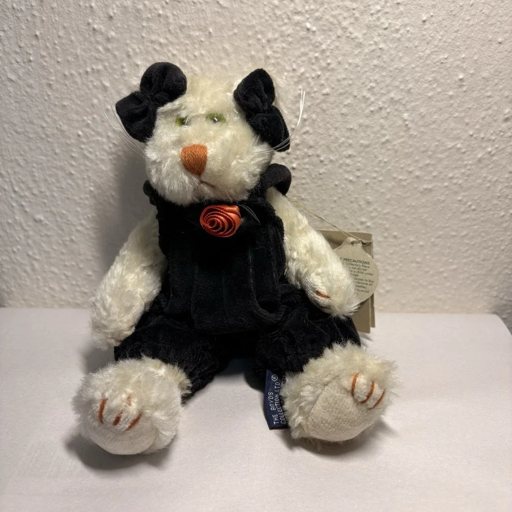 Boyds FELINA WHITE CAT IN BLACK DRESS 9